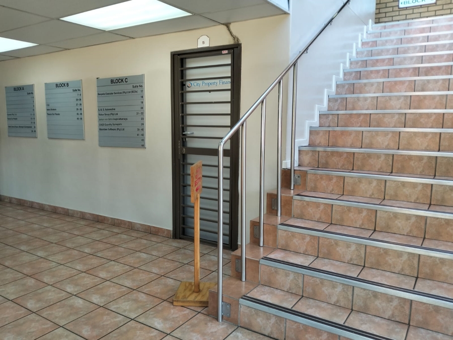 To Let Commercial Property for Rent in Eversdal Western Cape